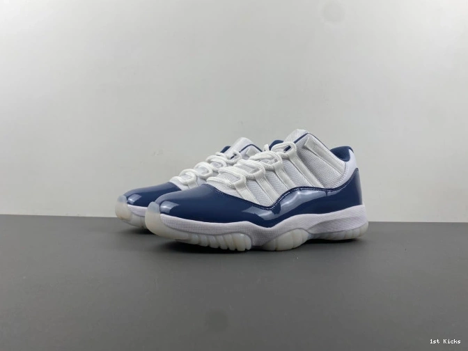 Jordan Low FV5104-104 Retro 11 Midnight (2024) Navy 0817